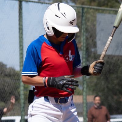 JohnnyChavez_'s profile picture. ✝️ C/O 2028 | OF/UTILITY | 5’8” | ST JOSEPH HS |