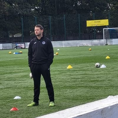 St Peters 1st Team Coach, 
Stenhousemuir u21s Coach

I'm a forward-thinking and highly ambitious UEFA Licenced Coach.