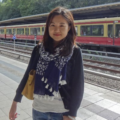 Associate professor in communication at Zhengzhou University;
Visiting scholar at University of Oslo. Interested in Critical Algorithm Literacy.