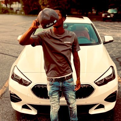 timelessModio's profile picture. twitters only voice of reason