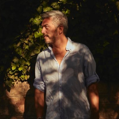 LuisAlMambo's profile picture. No todo en esta vida es jiji-jajaja