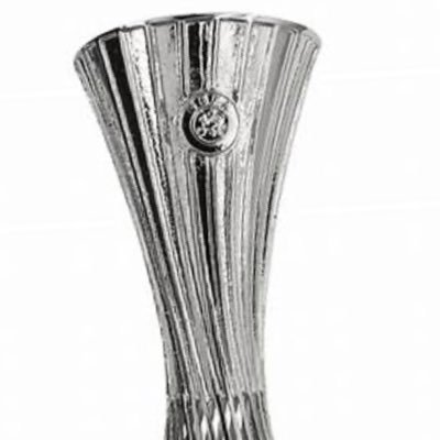 loswilesy's profile picture. Hammers home & away season tkt holder. Loves away days, Essex cricket member. Dolphins & Yanks. Friends, family & loyalty. RIP Albert x