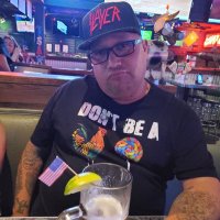 Russ (@russperea) Twitter profile photo