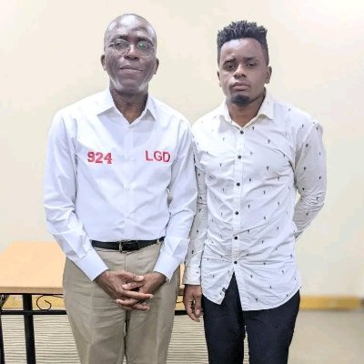 Citoyen engagé 🇨🇩
Secrétaire exécutif fédéral LGD/NK.
Directeur de l'Asbl SED SOS aux Enfants défavorisés.✍️
-Militant de droit de l'homme.
- Humanitaire🇨🇩