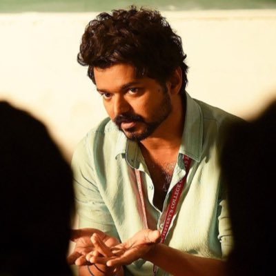 ootakebabu's profile picture. 主食はカレーとケバブ。異国料理、異国イベント大好き／ワールドミュージックマニア。アジア映画、ヨーロッパ映画好き。特にインド映画好き。ブログ「カレーとケバブは音楽です。」全然更新してない笑 ヴィジャイ推し トルコ語