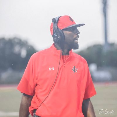 HEAD FOOTBALL COACH JUPITER CHRISTIAN SCHOOL 🦅 🏈 🔴⚫️⚪️Follower of Jesus Christ (Mercedes/Rilee/Raina ❤️) @JCSEaglesFB #AirRaid #MuskieAlum