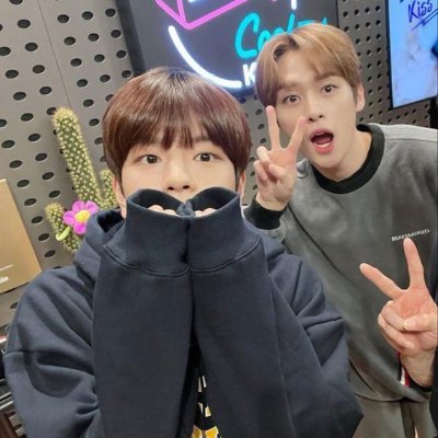 📍MULTI | 23 | sorry, semi ia bcs of uni | will only buy pcs/merch that has sparks | 2min•junhao•hyunsung•soonwoo• animerch