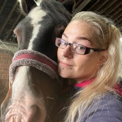 Tinks_Boo's profile picture. Live everyday like it's your last... (V) - mad animal lover… fur mummy to two little nutters and a big nutter!!… struggling criminology and psychology student…