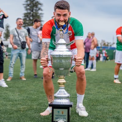 Lukion_'s profile picture. 