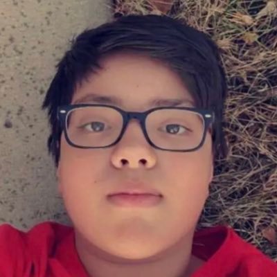 Monsnippee50327's profile picture. 