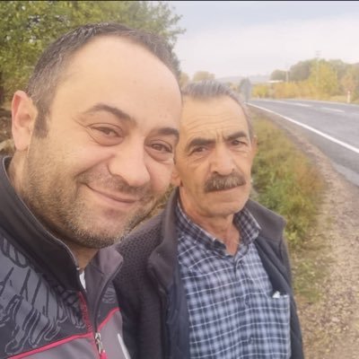 Beşiktaş JK Genel Kurul Üyesi, Anadolu Beşiktaşlılar Dernegi Üyesi
https://t.co/4y08xe1l8q