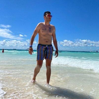 Sono Paraguayano di Asuncion .parlo l' Italiano non c' male
𝘿𝙚𝙨𝙥𝙖𝙘𝙝𝙖𝙣𝙩𝙚 𝙙𝙚 𝘼𝙙𝙪𝙖𝙣𝙖𝙨
