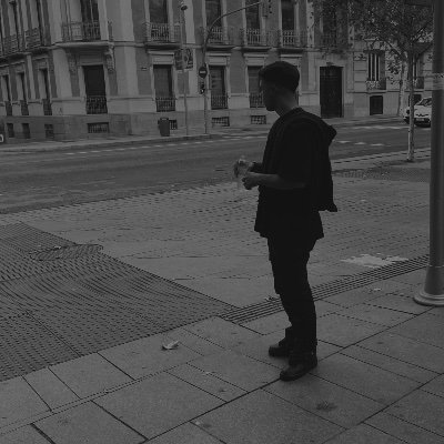 Hablemos de futbol y demás...🎥⚽️. Uno no siempre lee lo que desea.
Estudiante de Marketing en @ufvmadrid
🇪🇸