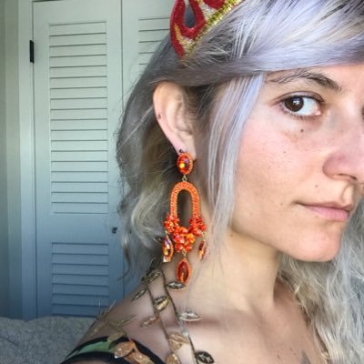 ✧·ﾟ: *massage therapist & forest spirit *:·ﾟ✧ ♡ soul & somatic-emotional health ♡ past: math/physics/CS @MIT, ML eng @meta ♡ book bodywork: https://t.co/1sXve5e54r