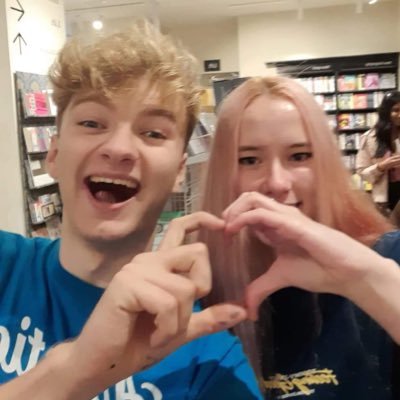 I like Heartstopper, Tommyinnit, James Marriott and Billie Eilish :) 19