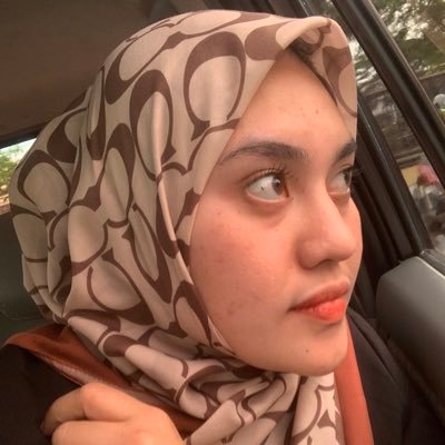 biar orang menerka nerka kita melengkung saja seperti tanda tanya ❓