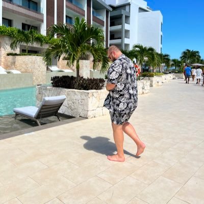 Custom_5's profile picture. Northerner in the South. Raised in the terraces of Boothferry Park. NFL/CFB fanatic. Will talk about how great the north is relentlessly.