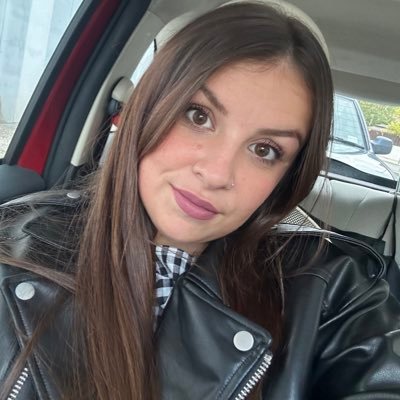 AliciaaLara Profile Picture