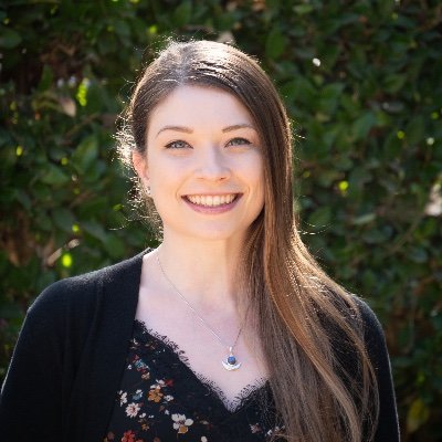 Intergroup relations, Politics & Religion
Postdoc @UW 🐾, PhD @Baylor 🐻, MA & BS @NAU 🪓
First gen college student -- GED to PhD
She/her