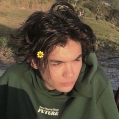LHHISSUES's profile picture. ⠀⠀⠀⠀⠀⠀ 📁: 999+ images of charlie spring