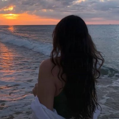 Be the type of person you want to meet🕊️