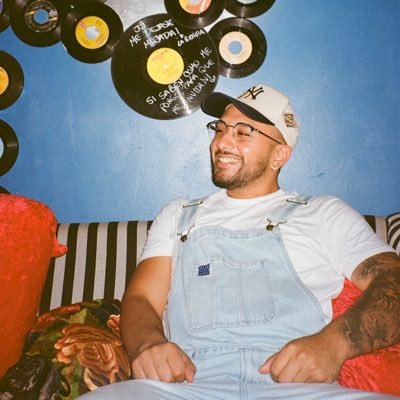 dmont20_'s profile picture. 