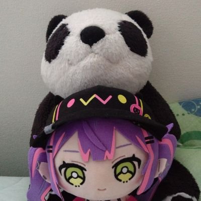 常闇トワ様👾が大好きなパンダ🐼
アイコンはおとうとです。
ツイートは心の日記なのでお気になさらないでください。