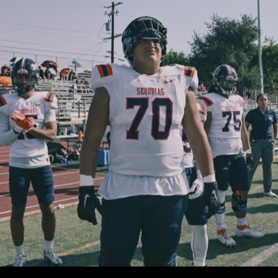 6’4 300 OL @DreamU_IndyFB #JUCOPRODUCT Spring 25’ Grad