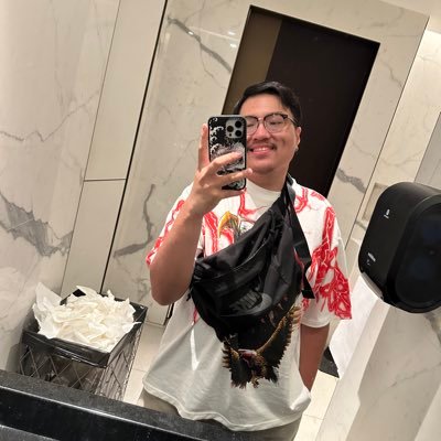 drowning in champagne but the cham is silent #LakeShow #MUFC #Dodgers #RaiderNation