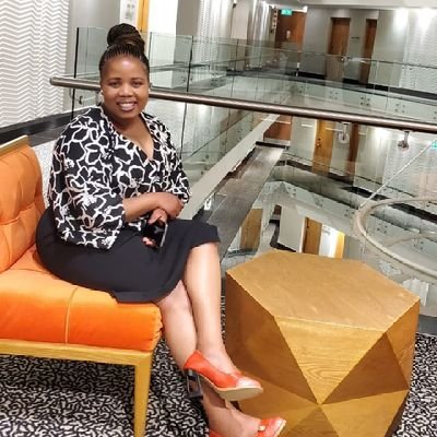 NthatisimLesala's profile picture. Certified Sustainability Practitioner| Founder of GreenLand Farm | Co-Founder of Bokamoso Youth Cop| Entrepreneur | Conservationist | co-Artist | An African🇱🇸