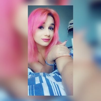 de Murcia por el mundo …divertida jugetona,traviesa bella y amiga de mis amig@s.adoro el cine y fiestas!!