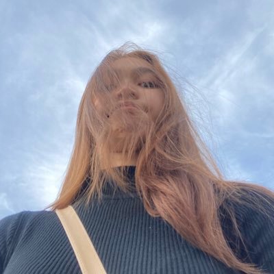_ohyeahns's profile picture. i hate it (t)here