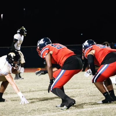 LT/DE
@ Miramar Hs
6'5 242Lbs