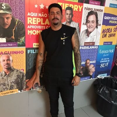 23 ANOS
PAPAI DA MARIANA, ELISA e EVA
DJ__SAMPAIO
PRODUTOR E DJ
PRODUTOR DE EVENTOS
@Espaço Hall