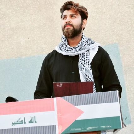 alimese33's profile picture. 😉