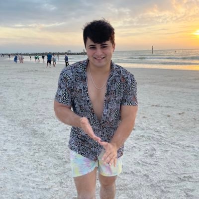TikTok 3.7m+ || YouTuber (118k) || SNAPCHAT 👻 User: itsdrosenberg || SUB TO THE LINK BELOW!