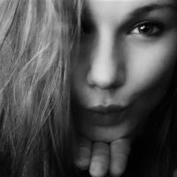 ▪︎HER•little•SECRETS▪︎ (@69_dirtysecrets) 's Twitter Profile