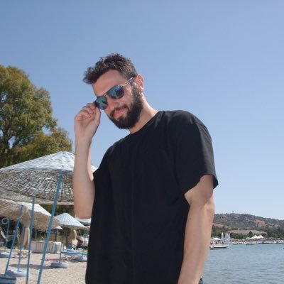 omerkomat's profile picture. diş hekimi, frontend dev, tbf hakemi