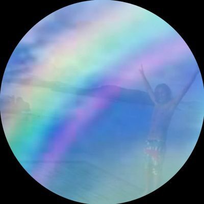 LIVE大好き!猫好き♪ またずっとup-beat ファン。myダーリンは広石さん♪(´ε` ) 2022年から古民家カフェゆるりとやってます❤︎