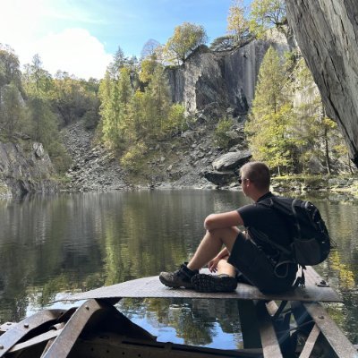 Front-End Software Engineer • Vue • 25 • Coffee & car lover • The views I express here are mine alone and do not necessarily reflect the views of my employer.