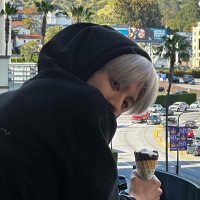 byjenolee_ (@byjenolee_) 's Twitter Profile Photo byjenolee_ (@byjenolee_) 's Twitter Profile Photo