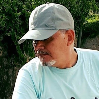 Este sou eu a descobrir...descobrindo outros,as...