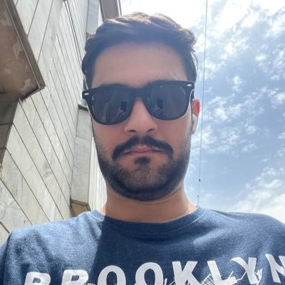 imahmoodz's profile picture. 👨🏻‍💻Front-End Developer × Part time Dreamer × Explorer × Learner × #coffee #music #javascript 0x04