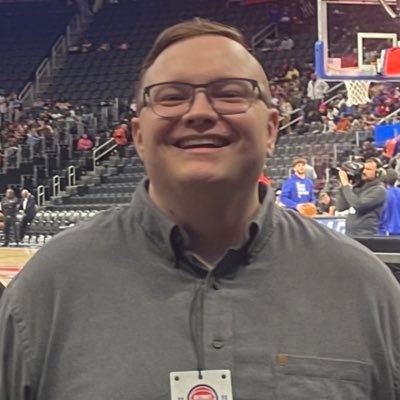 He/him/his Credentialed NBA Media - Host of @fhcourtpod I cover the NBA and the #Pistons. Business inquiries: 15murphysean@gmail.com