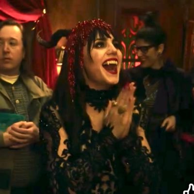 strawbrryluna's profile picture. not your normal depression || she/ they