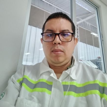 sergioluispol's profile picture. Estudiante de Ingeniería Industrial,extrovertido, intelectual, amante de la radio , la música rock,pop,dance..