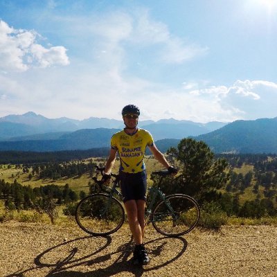 _VeloFello_'s profile picture. Just here to ride bikes with my friends and stay alive
