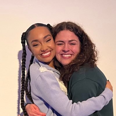 whatatimemendes's profile picture. “i love you baby”