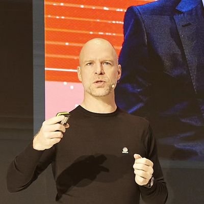 Ted Knutson on Holiday Profile