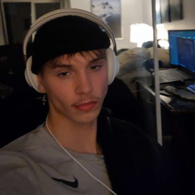 🇨🇦🇫🇮
22 6'2
Kick streamer
insta:connorrr.0
tiktok:lohtiii
snap:lohtiii
personal account